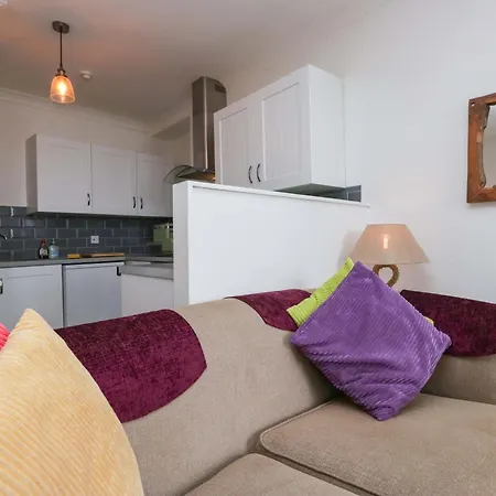 Apartment Duncan Square
